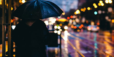 活塞记者：杰伦-杜伦因右膝酸痛本场比赛不会回归